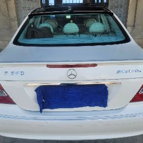 Mercedes-Benz E320 2003