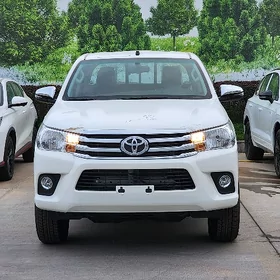 Toyota Hilux 2026