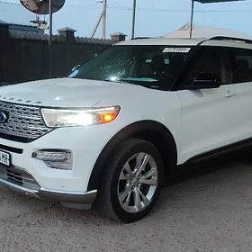 Ford Explorer 2022