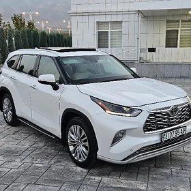 Toyota Highlander 2021