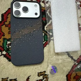 çehol iphone 17pro