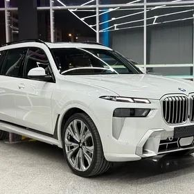 BMW X7 2024