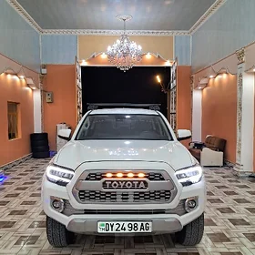 Toyota Tacoma 2023