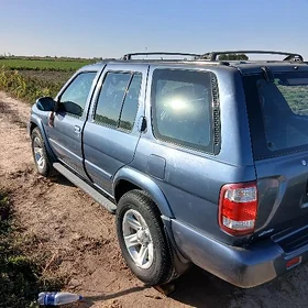 Nissan Pathfinder 2002