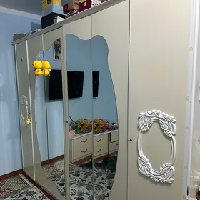 Spalni komplekt