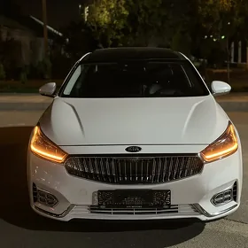Kia Cadenza 2019