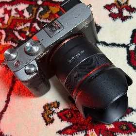 SONY A 7C