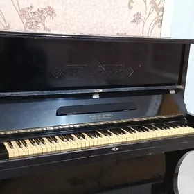 Pianino