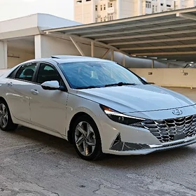 Hyundai Elantra 2021