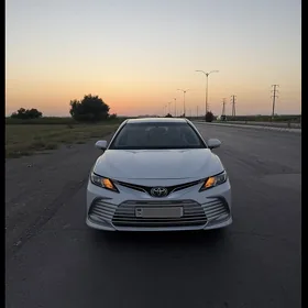 Toyota Camry 2020