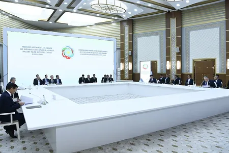 Главы МИД стран ЦА и Азербайджана обсудили транспорт, энергетику и торговлю
