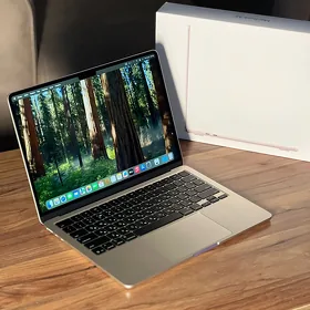 MacBook Air M4 16/512