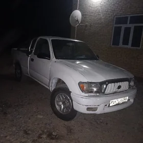 Toyota Tacoma 2003