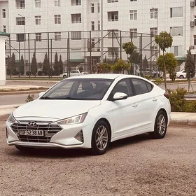 Hyundai Elantra 2020