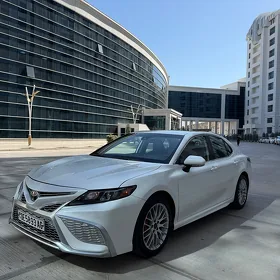 Toyota Camry 2022
