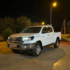 Toyota Hilux 2025