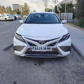 Toyota Camry 2022