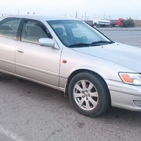 Toyota Camry 2000