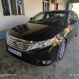 Toyota Avalon 2011