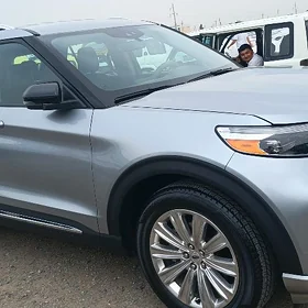 Ford Explorer 2022