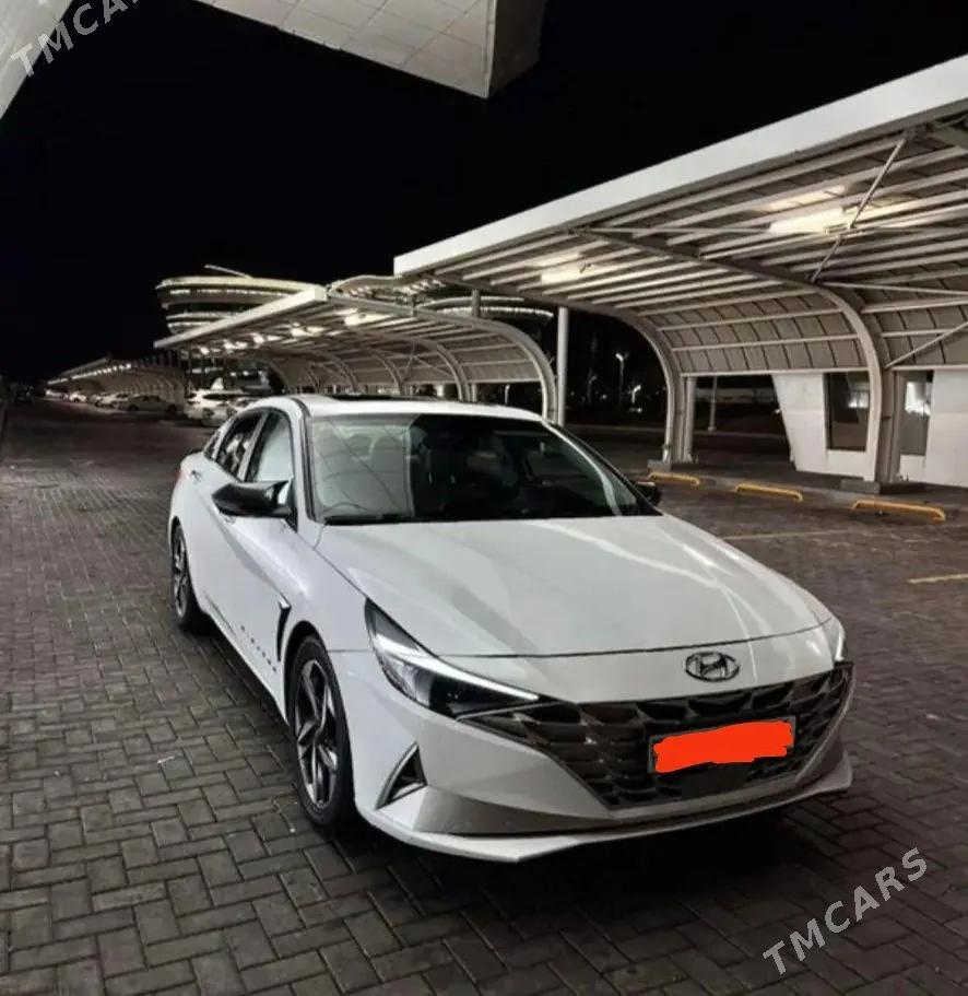 Hyundai Elantra 2021 - 1