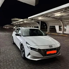 Hyundai Elantra 2021