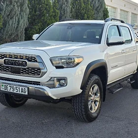 Toyota Tacoma 2018