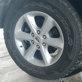 Ford Expedition 18 diska