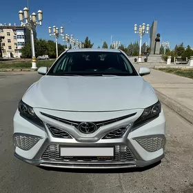 Toyota Camry 2022