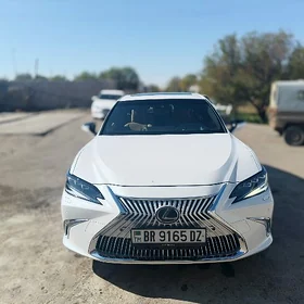Lexus ES 350 2021