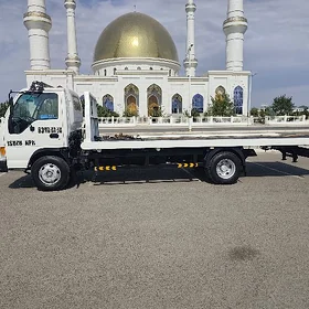Isuzu Forward 2000