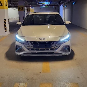 Hyundai Elantra 2023