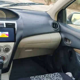 Toyota Yaris 2007