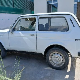 Lada Niva 1981