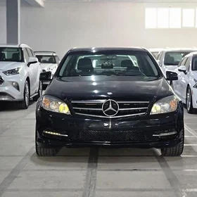 Mercedes-Benz C300 2010