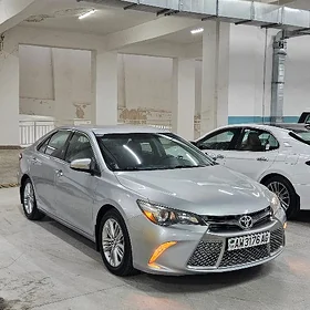 Toyota Camry 2016