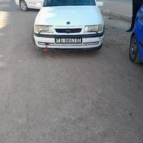 Opel Vectra 1991