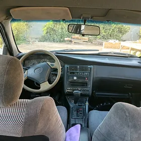 Toyota Corona 1993