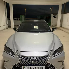 Lexus ES 350 2019