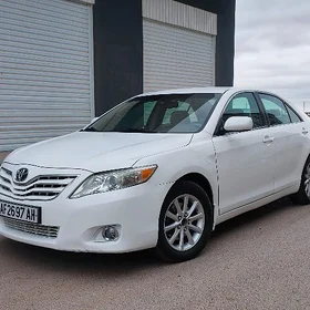 Toyota Camry 2010