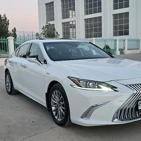 Lexus ES 350 2020