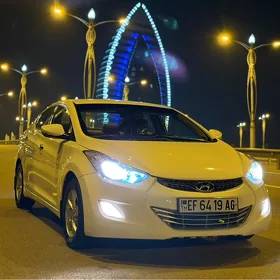 Hyundai Elantra 2013