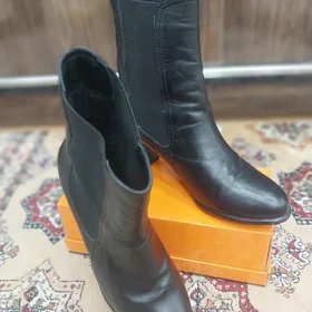 продаю