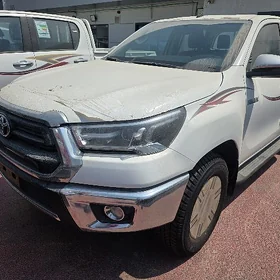 Toyota Hilux 2026