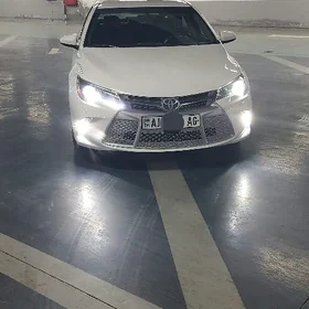 Toyota Camry 2016
