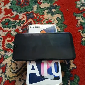 SAMSUNG A10