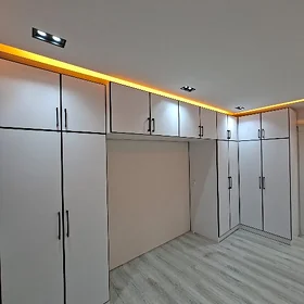 garnatur mebel taze