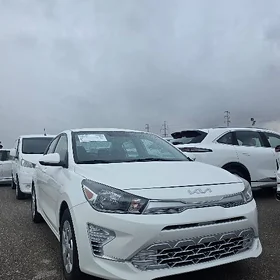Kia Rio 2021