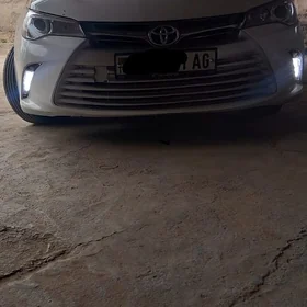Toyota Camry 2017