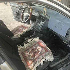 Toyota Corona 1995